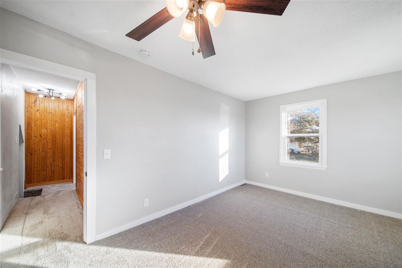 90 Glasgow Street Riverside, IA 52327 - Photo 27 of 38 Gallery Image 27