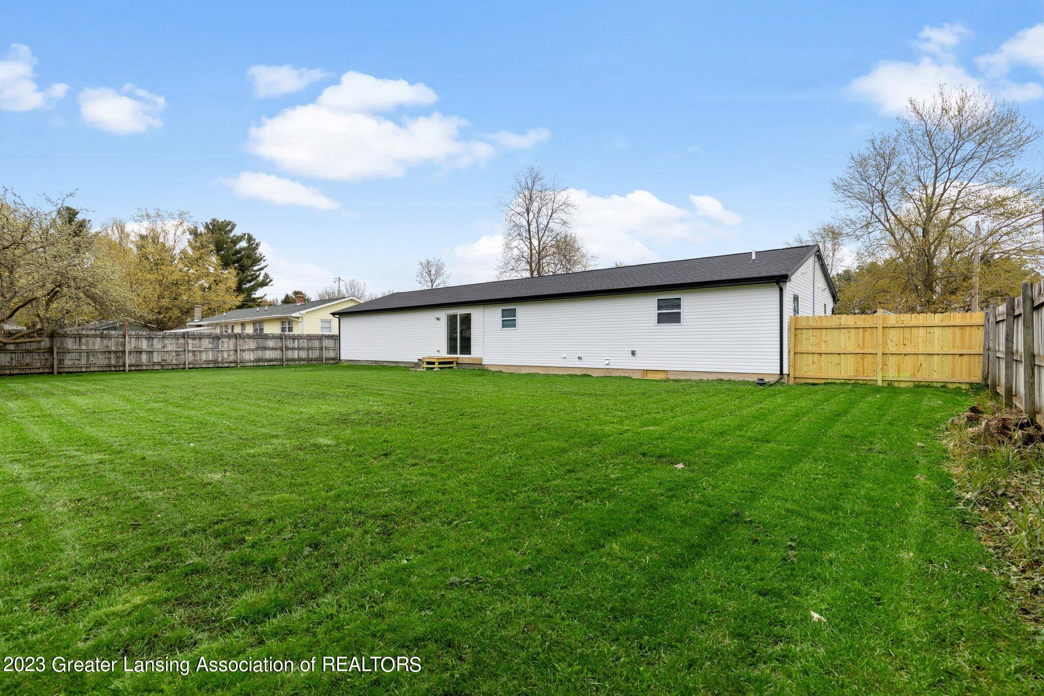 378 3rd Street Sunfield, MI 48890 - Photo 8 of 29 8-web-or-mls-378-3rd-st