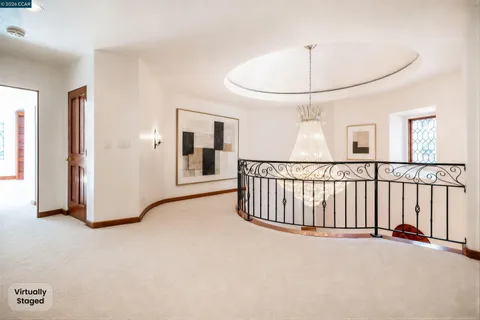 $3,700,000 | 74 Yarrow Valley Lane, Orinda, CA 94563