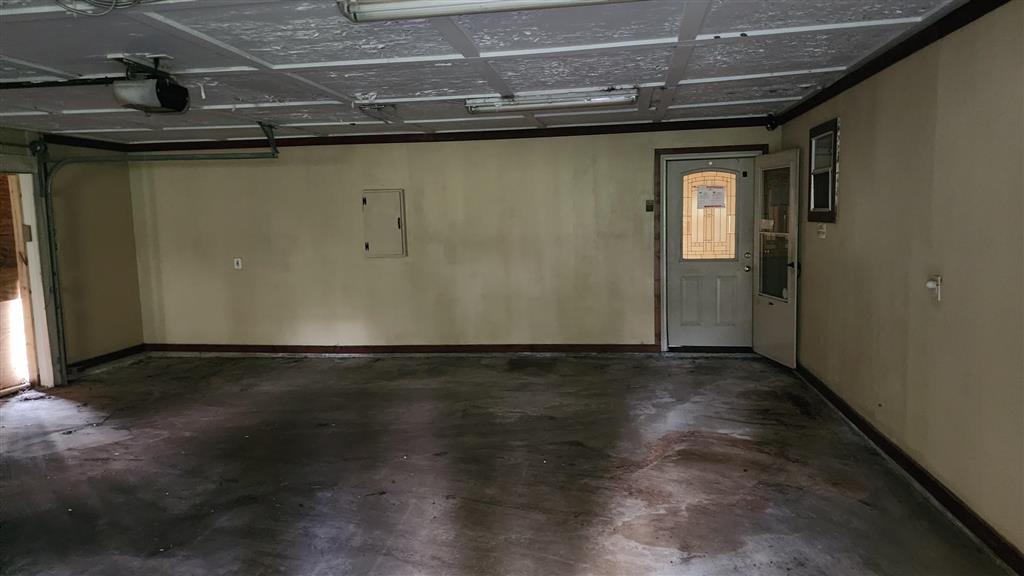 2445 Lafleur Road Lake Charles, LA 70615 - Photo 3 of 13