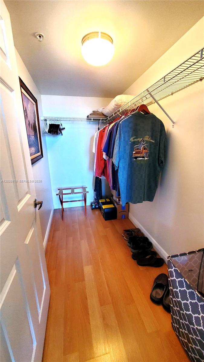 900 Southwest 8th Street, Unit 1501 Miami, FL 33130 - Photo 11 of 20 Spacious Walk In Closet