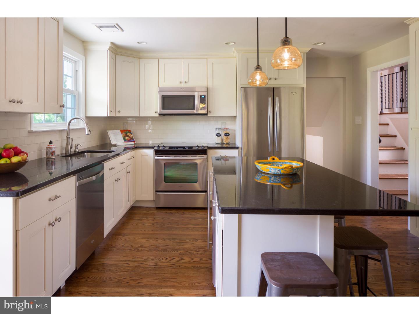 613 Pugh Road Wayne, PA 19087 - Photo 8 of 25 Kitchen