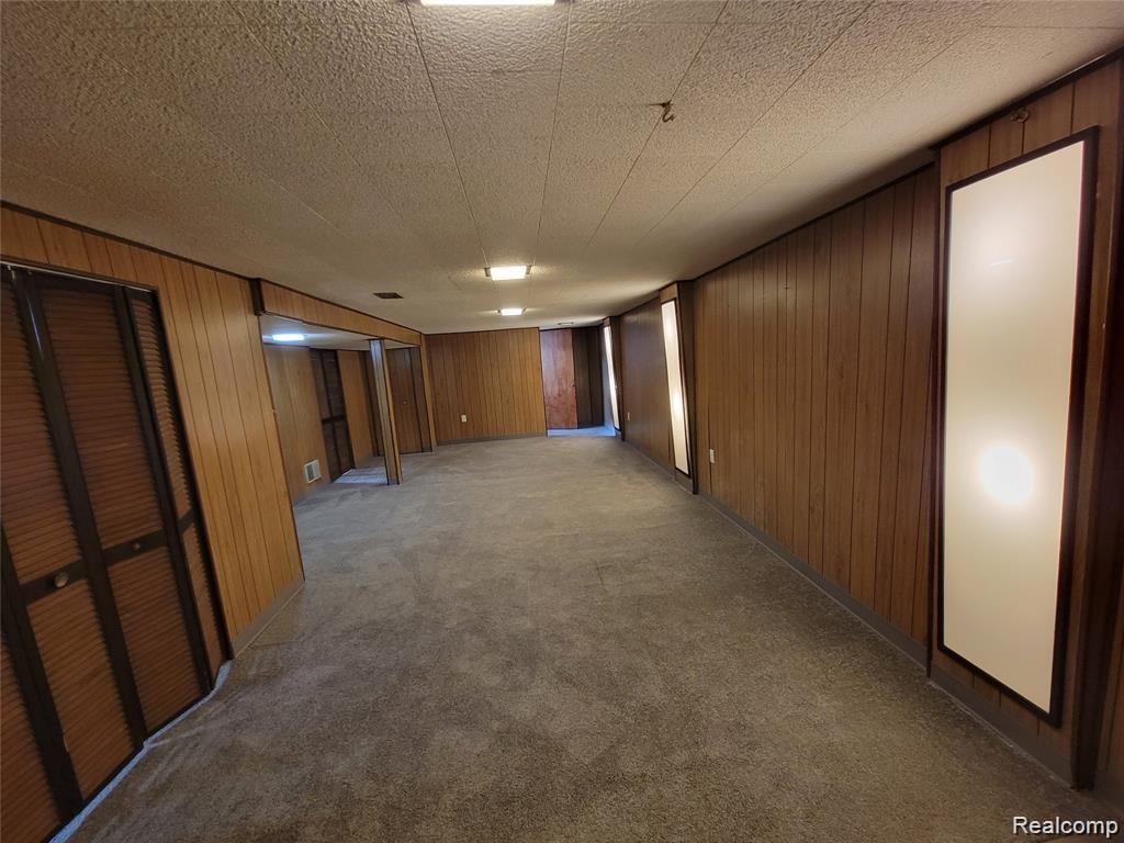 26694 Hoover Road Warren, MI 48089 - Photo 5 of 21 20220412_095558.jpg