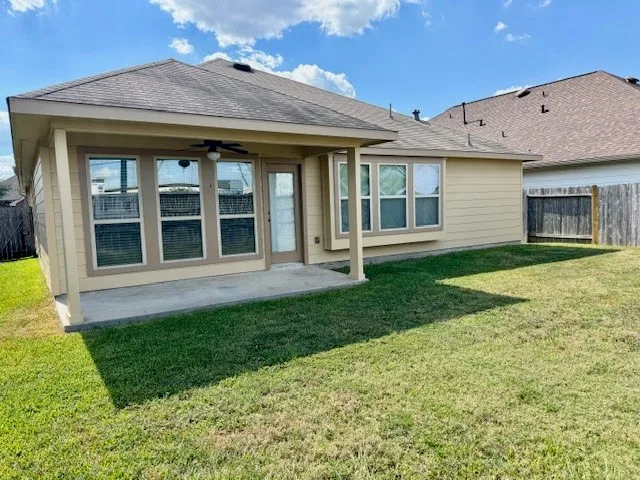 $1,900 | 21914 Cascade Hollow Lane, Spring, TX 77379