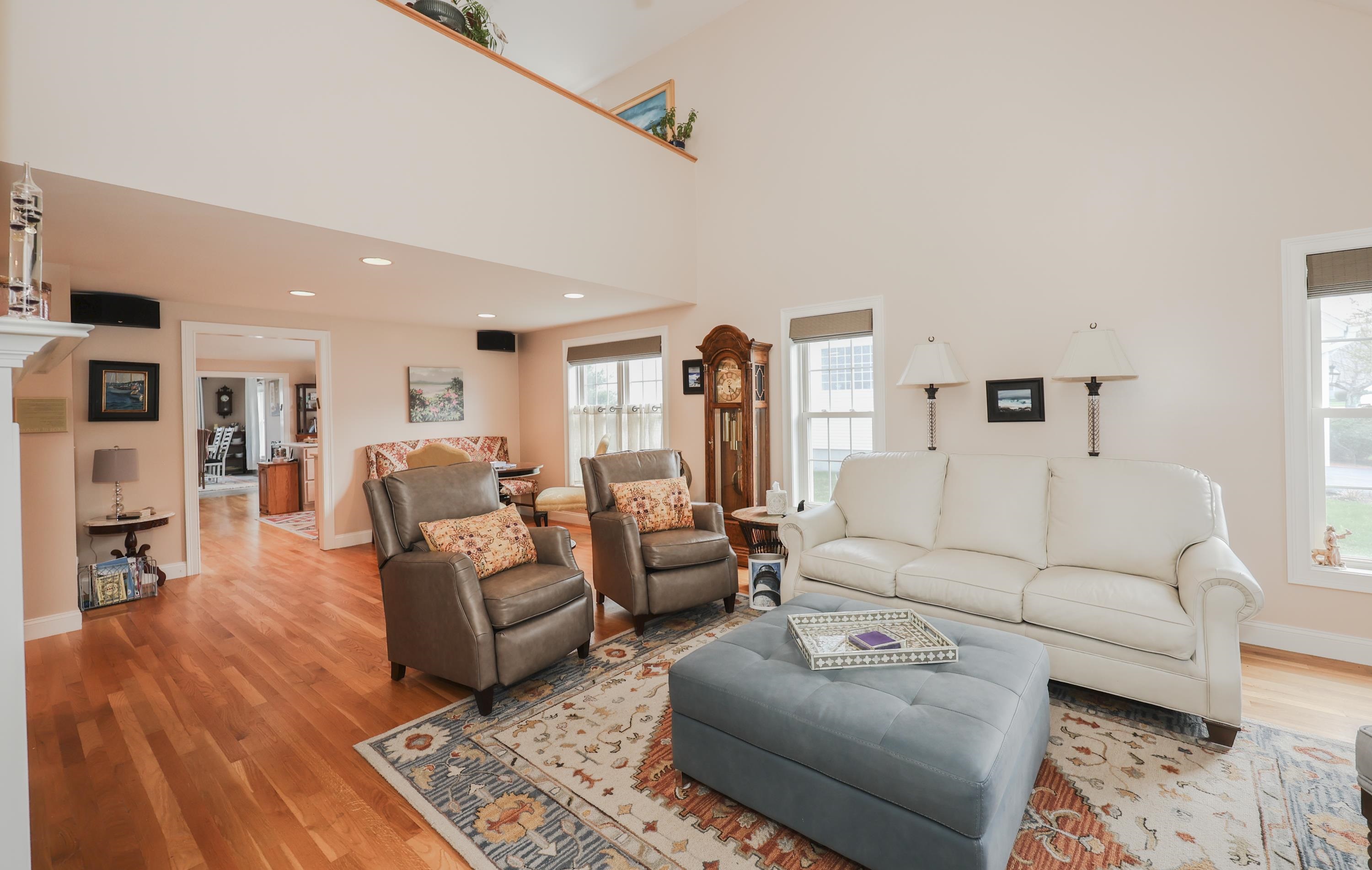 49 Hampton Meadows Hampton, NH 03842 - Photo 4 of 31