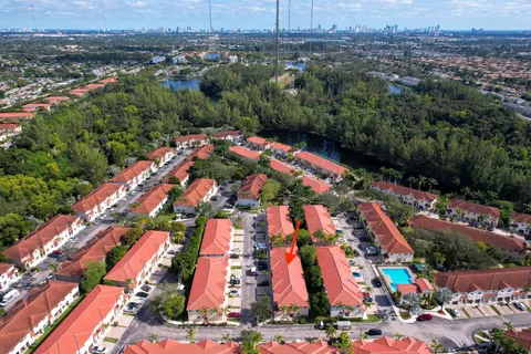 $429,999 | 21105 Northwest 14th Place, Unit 4, Miami Gardens, FL 33169