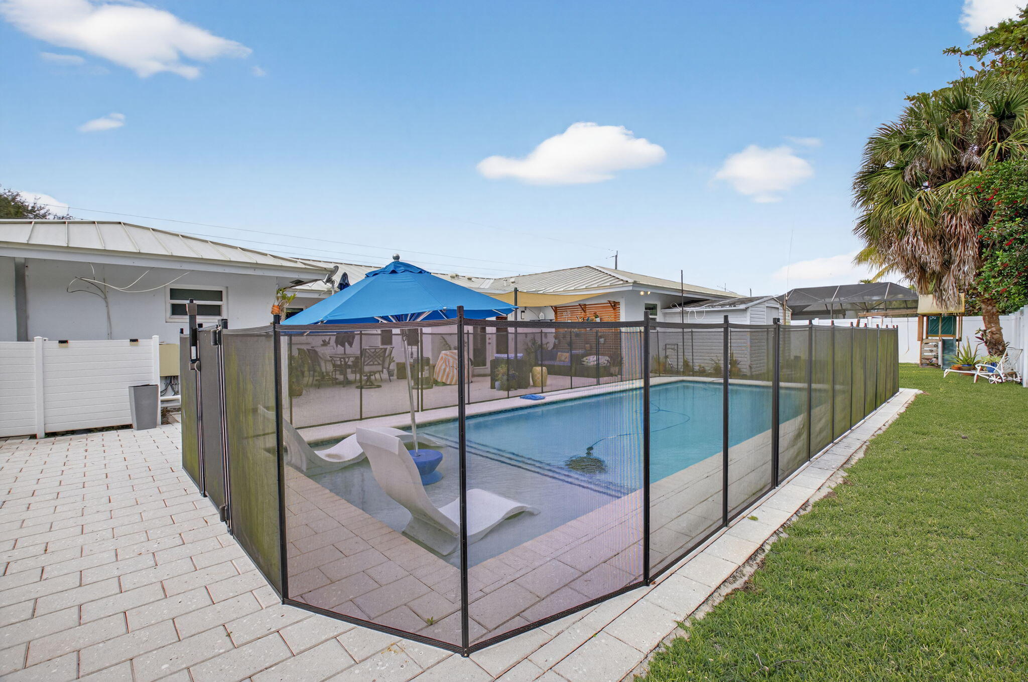 400 East Conference Drive Boca Raton, FL 33486 - Photo 39 of 41 a view of a terrace