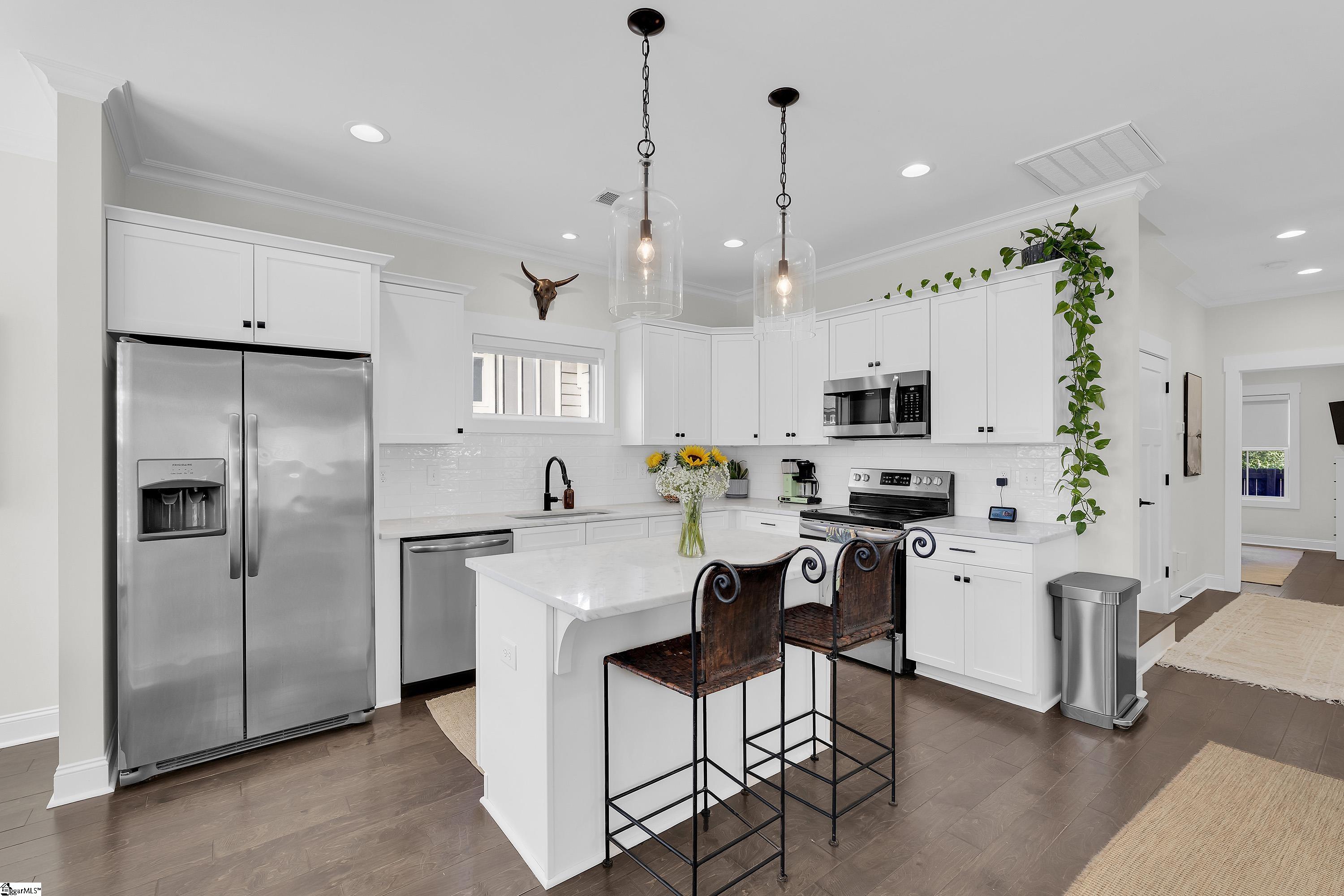 16 Ridge Knoll Circle Greenville, SC 29607 - Photo 6 of 27