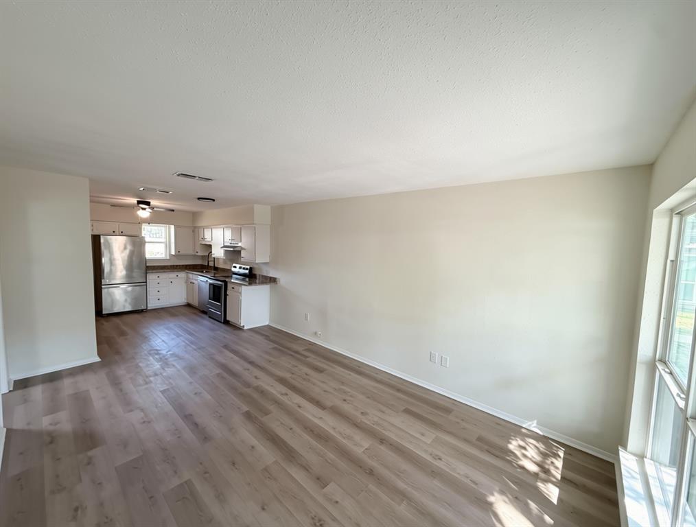 102 George Hopper Road Midlothian, TX 76065 - Photo 4 of 18 Gallery Image 4