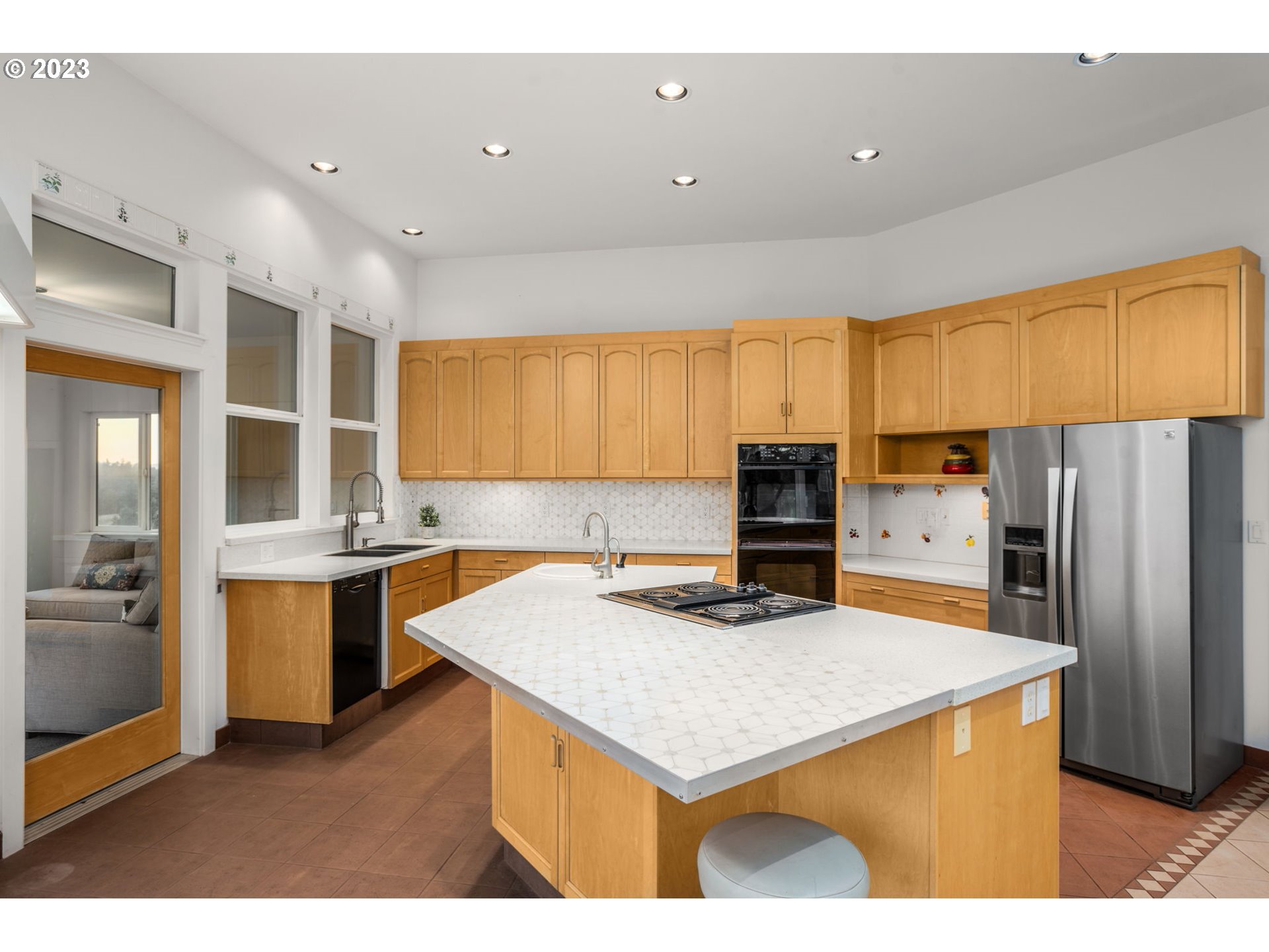 9970 Northwest Kaiser Road Portland, OR 97231 - Photo 14 of 46 Gallery Image 14