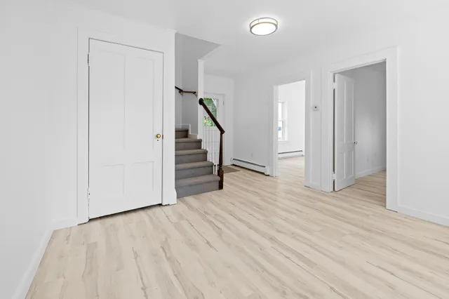 $3,000 | 5138 Main Street, Manchester, VT 05255