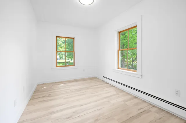 $3,000 | 5138 Main Street, Manchester, VT 05255