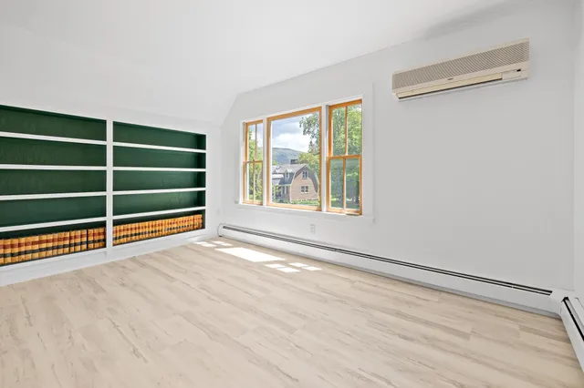 $3,000 | 5138 Main Street, Manchester, VT 05255