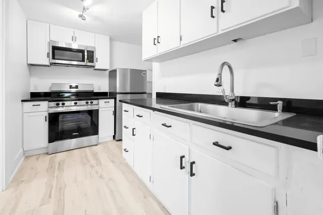 $3,000 | 5138 Main Street, Manchester, VT 05255