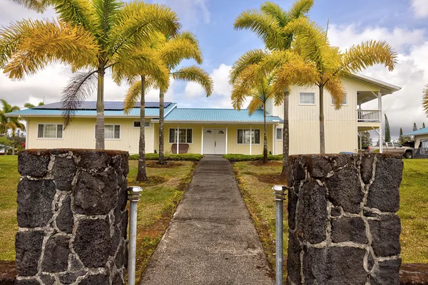 $1,349,000 | 497 Makanaa Street, Hilo, HI 96720