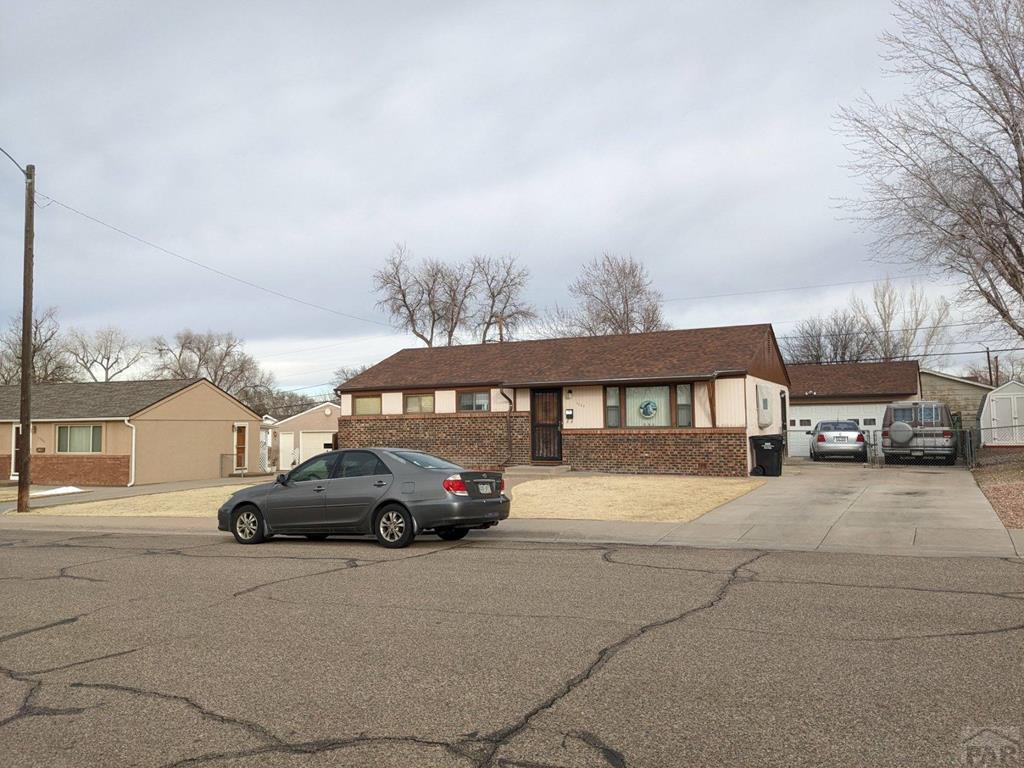 1727 Comanche Road Pueblo, CO 81001 - Photo 1 of 2
