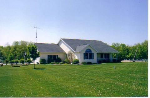 7105 Forrister Road Adrian, MI 49221 - Photo 1 of 9 934392.JPG