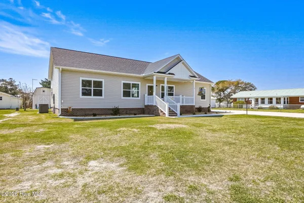 $639,000 | 204 Nelson Street, Harkers Island, NC 28531