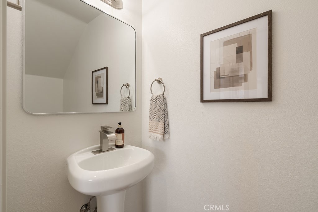 820 West Compton Boulevard, Unit 24 Compton, CA 90220 - Photo 21 of 24