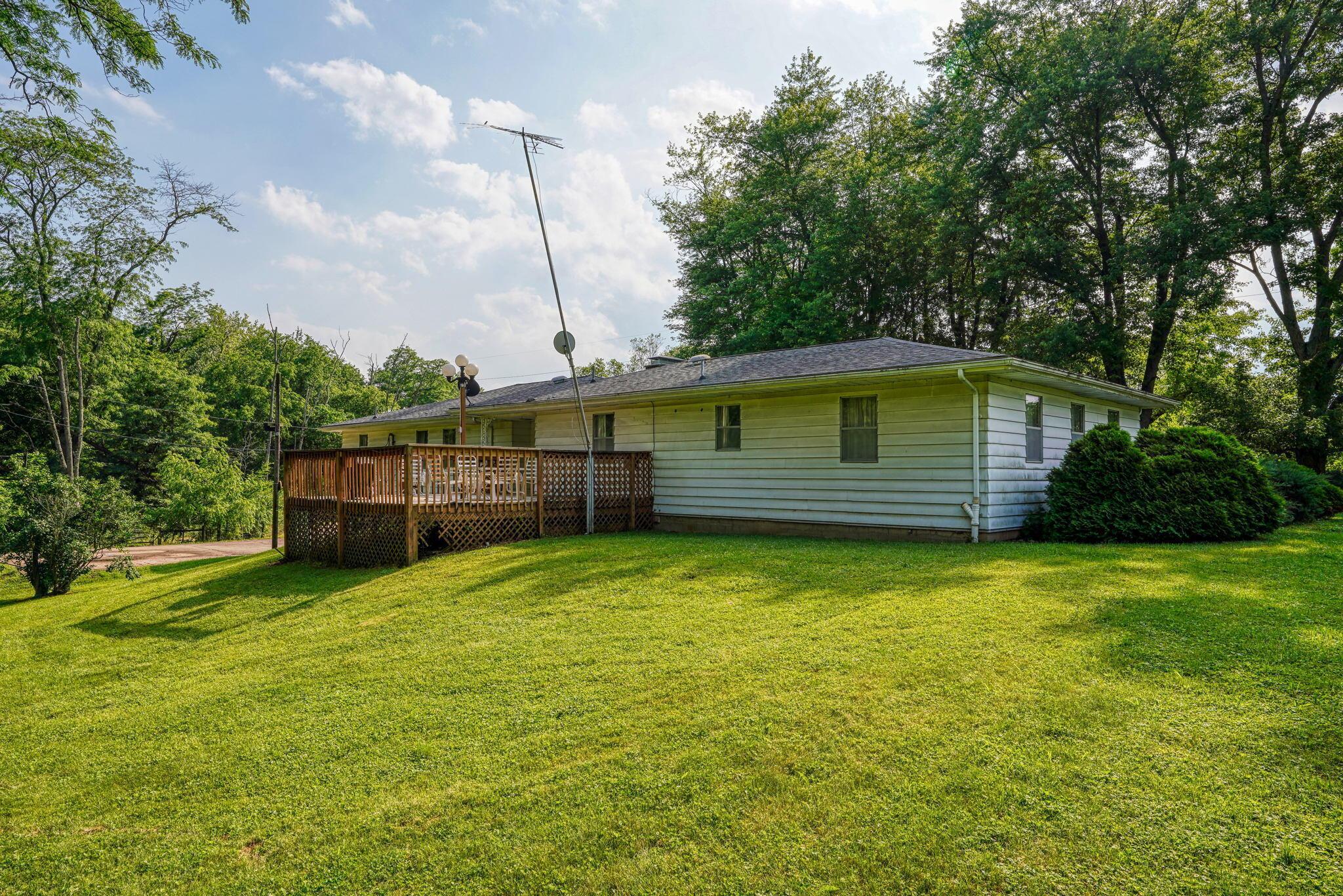 22314 Bolender Pontious Road Circleville, OH 43113 - Photo 12 of 52 22314 Bolender Pontius Rd (16)