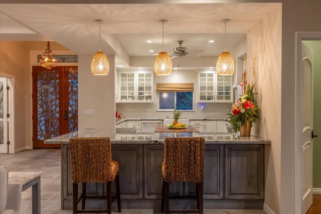 $2,695,000 | 75-665 Kula Kai, Kailua-Kona, HI 96740