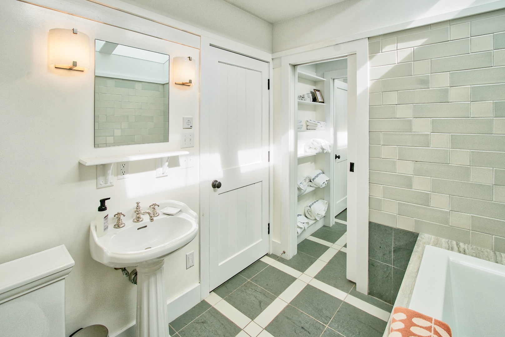 71 Baxter Road Nantucket, MA 02554 - Photo 32 of 34 Gallery Image 32