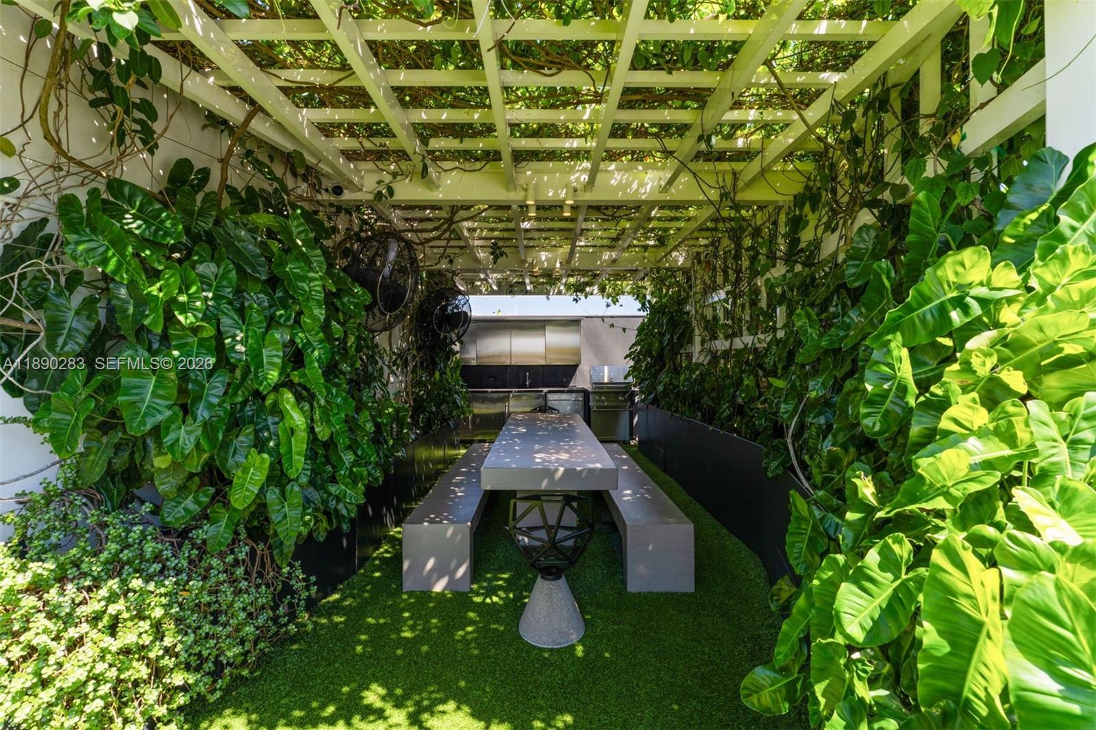 2001 Meridian Avenue, Unit PH01 Miami Beach, FL 33139 - Photo 50 of 63 a view of a garden