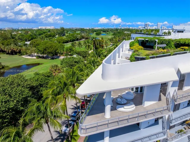 $3,425,000 | 2001 Meridian Avenue, Unit PH01, Miami Beach, FL 33139