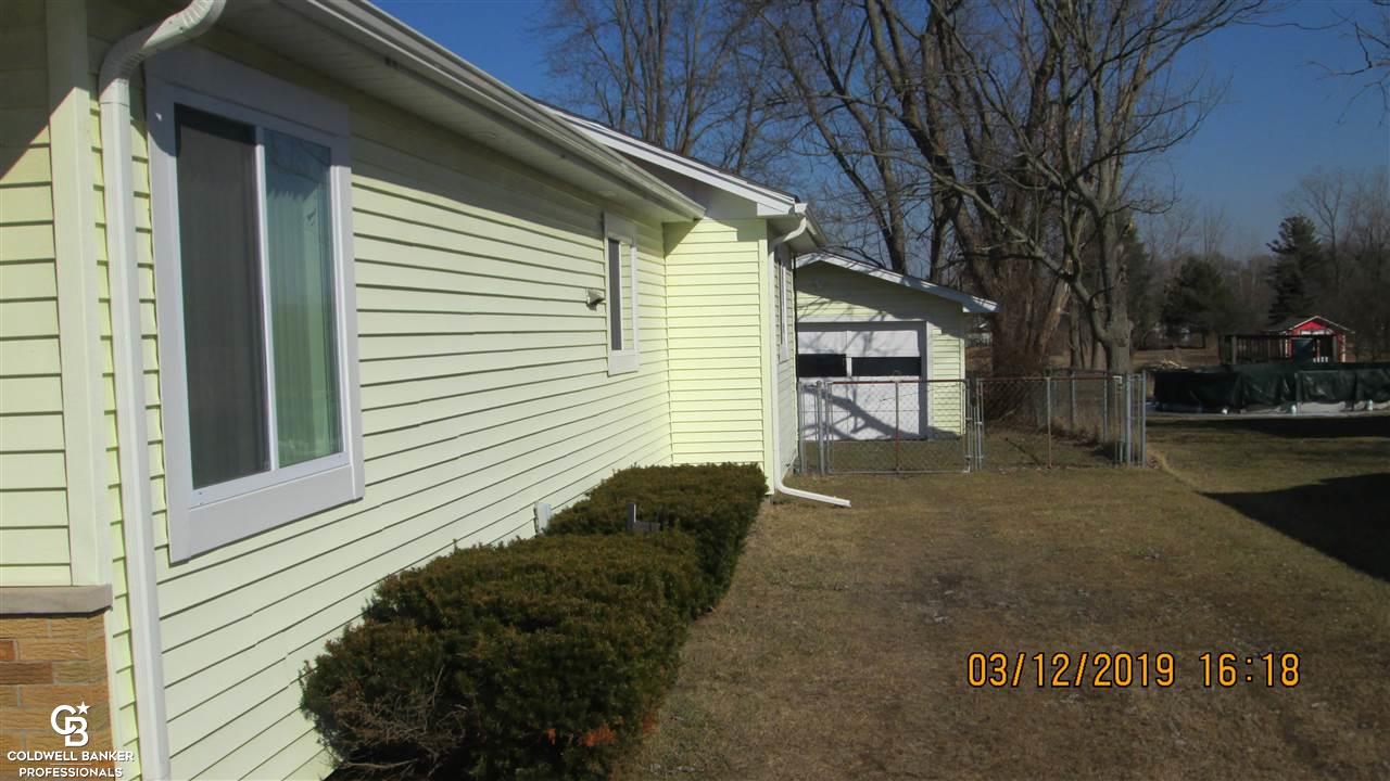1914 Allen Road Smiths Creek, MI 48074 - Photo 4 of 26