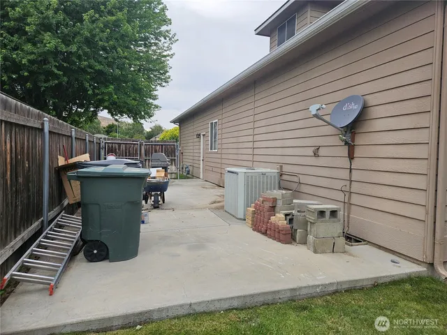 $699,000 | 1240 Vintage Avenue, Richland, WA 99352