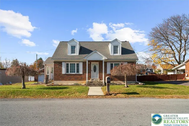 $374,900 | 1819 10th Street, Bethlehem, PA 18020