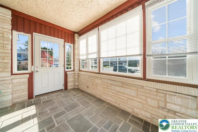 $374,900 | 1819 10th Street, Bethlehem, PA 18020