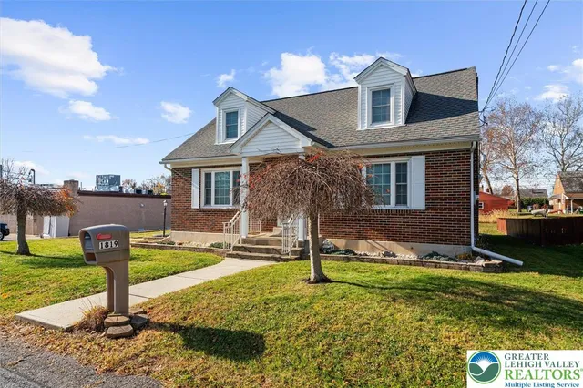 $374,900 | 1819 10th Street, Bethlehem, PA 18020