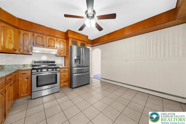 $374,900 | 1819 10th Street, Bethlehem, PA 18020