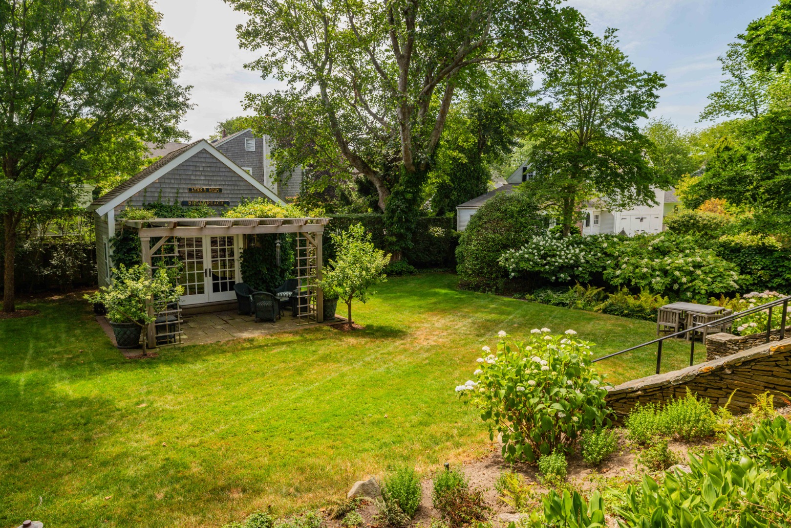 9 Pleasant Street Nantucket, MA 02554 - Photo 46 of 57