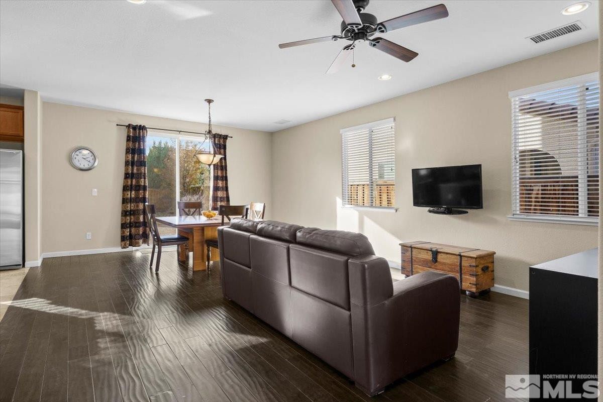 11665 Verazae Drive Reno, NV 89521 - Photo 11 of 34 Photo 11
