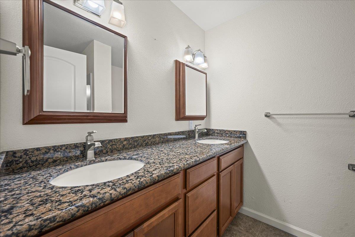 5908 El Sol Way Citrus Heights, CA 95621 - Photo 3 of 28