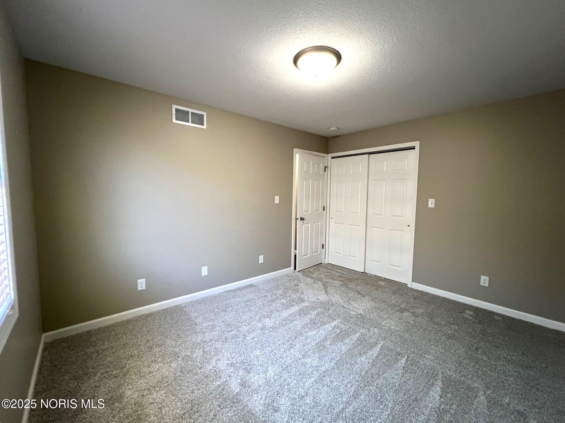987 Greenbrier Road, Unit 102 Upper Sandusky, OH 43351 - Photo 21 of 27 IMG_1465
