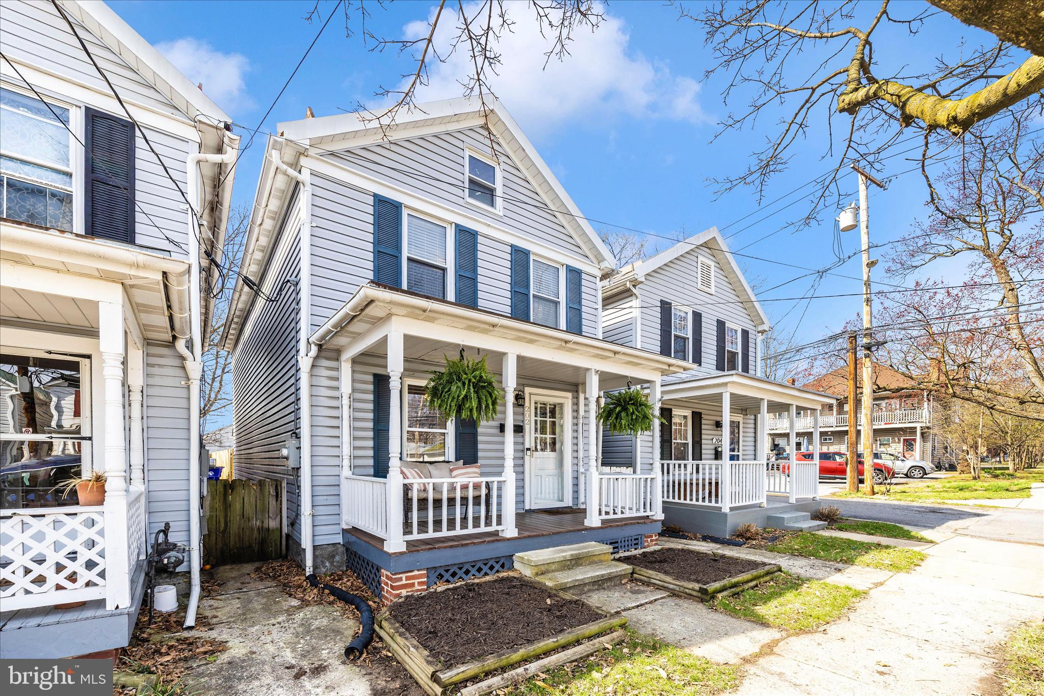202 Maple Avenue Frederick, MD 21701 - Photo 29 of 41 Exterior Front