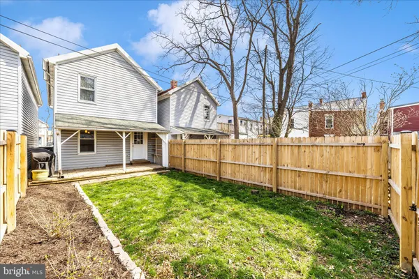 $350,000 | 202 Maple Avenue, Frederick, MD 21701