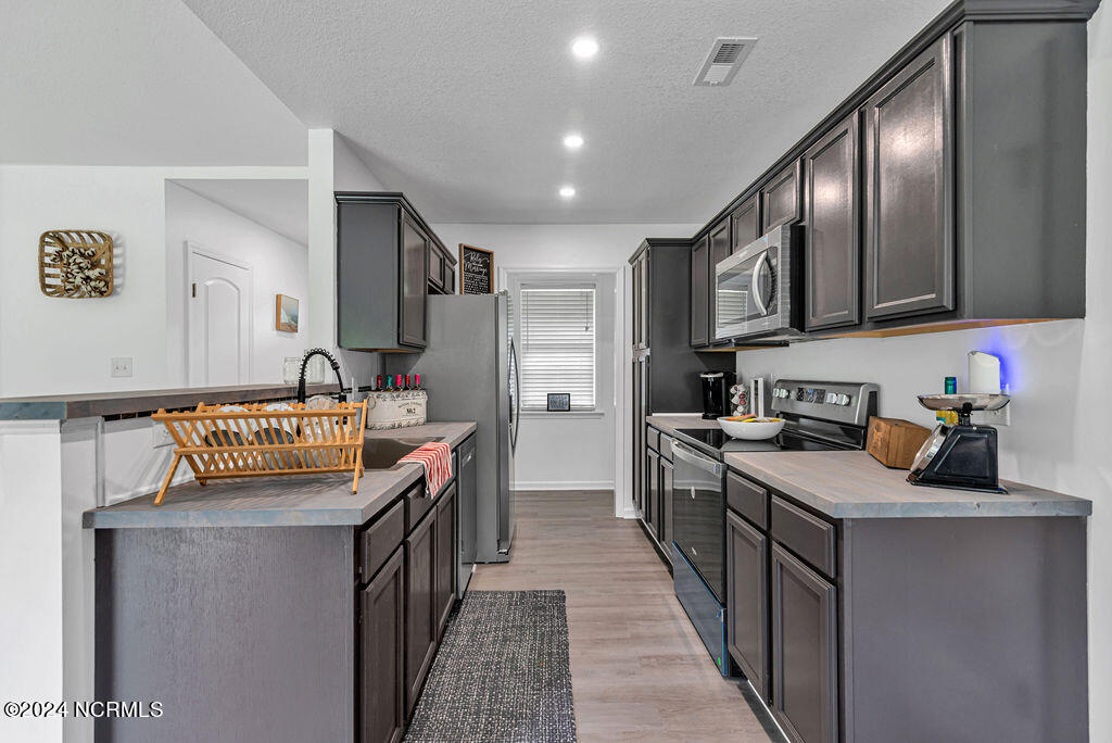 684 Batchelor Road Richlands, NC 28574 - Photo 16 of 44 Kitchen