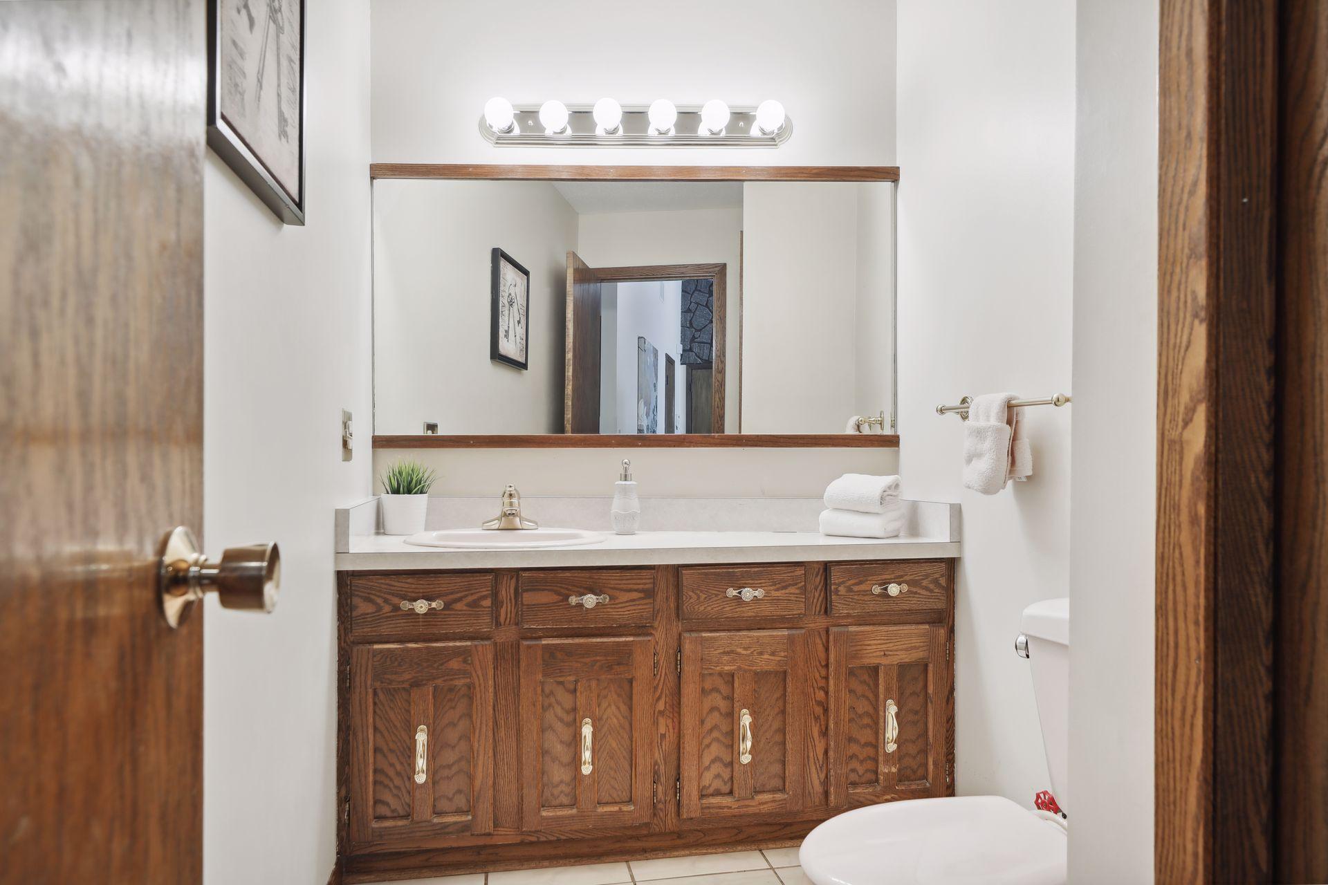 1307 Amble Road Arden Hills, MN 55112 - Photo 9 of 15 Gallery Image 9
