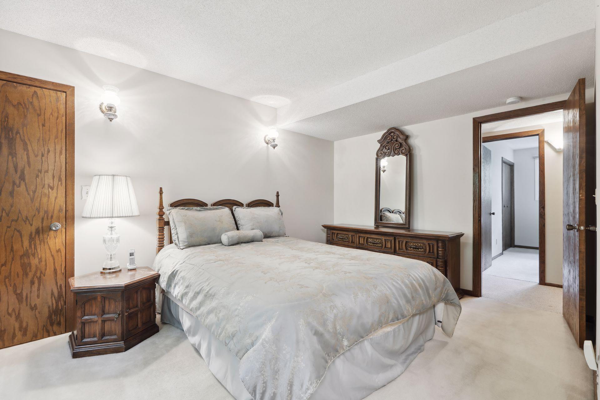 1307 Amble Road Arden Hills, MN 55112 - Photo 10 of 15 Gallery Image 10