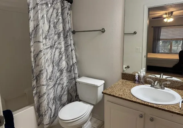 a bathroom with a tub