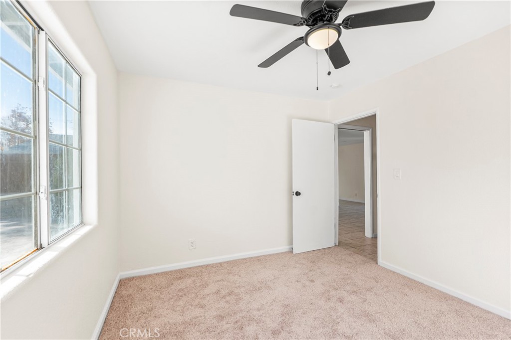 1347 East Ave R-3 Palmdale, CA 93550 - Photo 13 of 22 1st bedroom