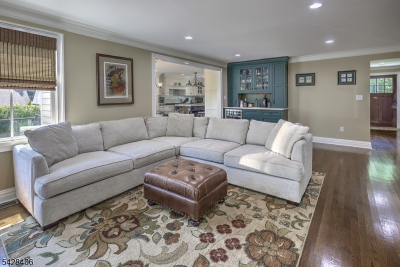 40 Sunnybrook Road Bernards, NJ 07920 - Photo 6 of 30 a living room with furniture and a couch