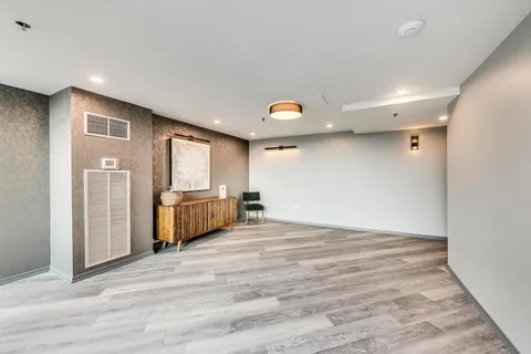 $275,000 | 701 South Wells Street, Unit 1402, Chicago, IL 60607