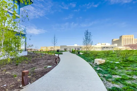 $275,000 | 701 South Wells Street, Unit 1402, Chicago, IL 60607