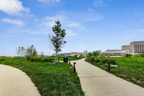 $275,000 | 701 South Wells Street, Unit 1402, Chicago, IL 60607