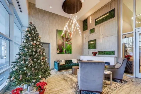 $275,000 | 701 South Wells Street, Unit 1402, Chicago, IL 60607